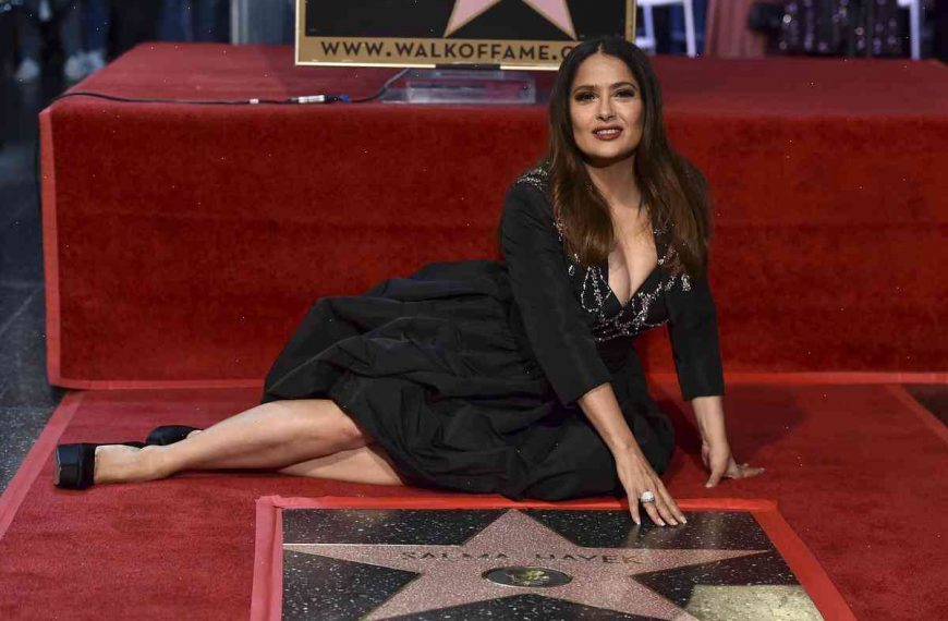 5 Reasons why Salma Hayek is one of the most influential Latinas in Hollywood