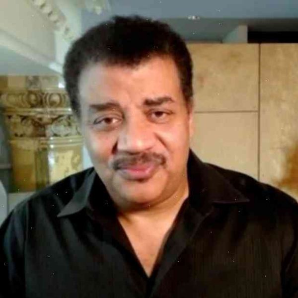 Neil deGrasse Tyson hails Mars mission and Nasa ‘hits a home run’